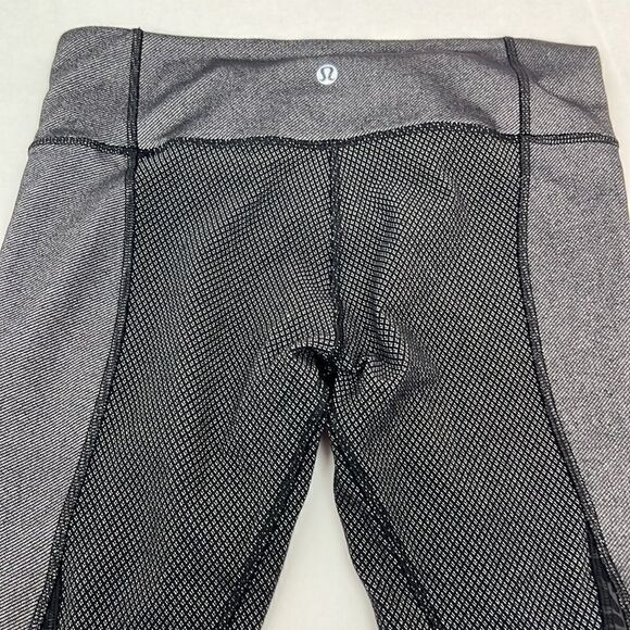 Lululemon Wunder Under Crop Align 23” gray and black multi leggings size 6 Flaws - Picture 9 of 12